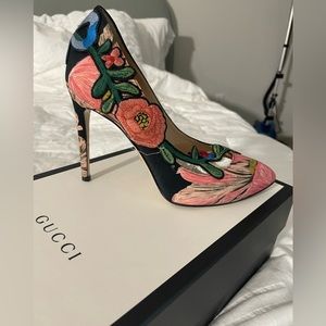 Gucci shoes